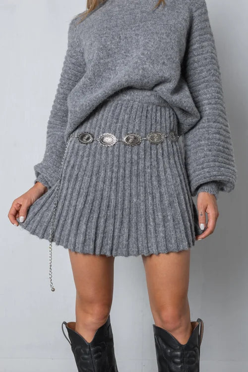 Elegantes set aus plissee-pullover und rock - Jayline