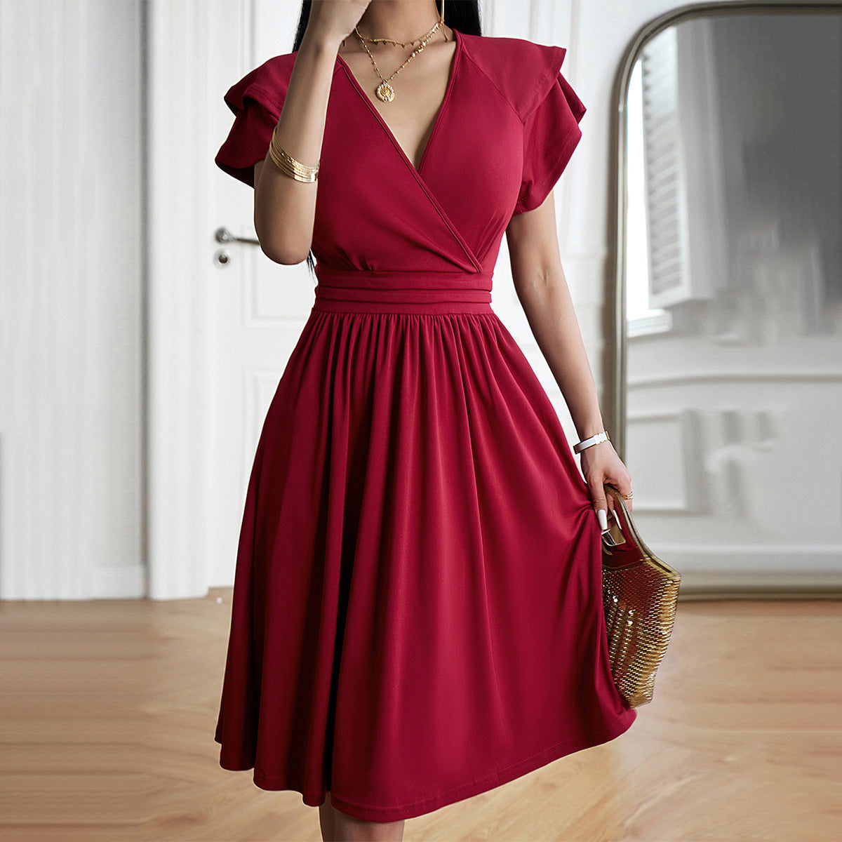 Lyanna | Elegantes Midikleid mit V-Ausschnitt und raffiniertem Stil für Damen