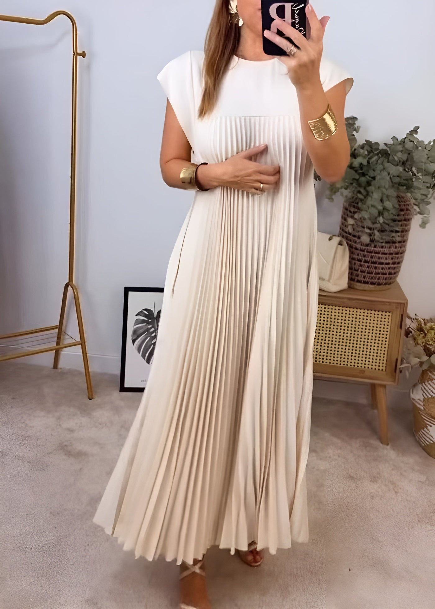 Simone | Leichte und elegante Plissiertrobe