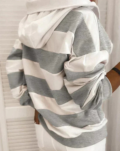 Lara - warmer und modischer kapuzenpullover
