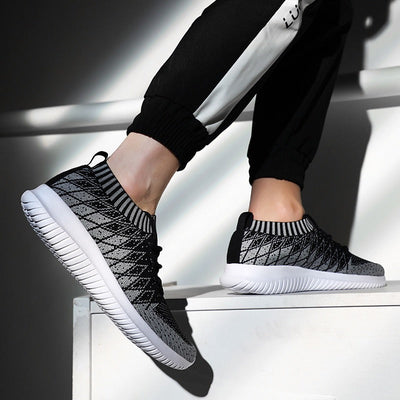 Herren Sportschuhe aus atmungsaktivem, rutschfestem Stoff schwarz - Kairo