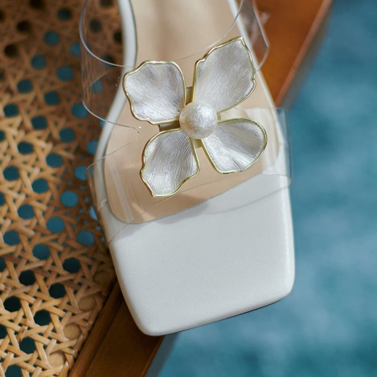 Damen Sandalen mit eleganten goldenen Perlen Stil Blume - Liora