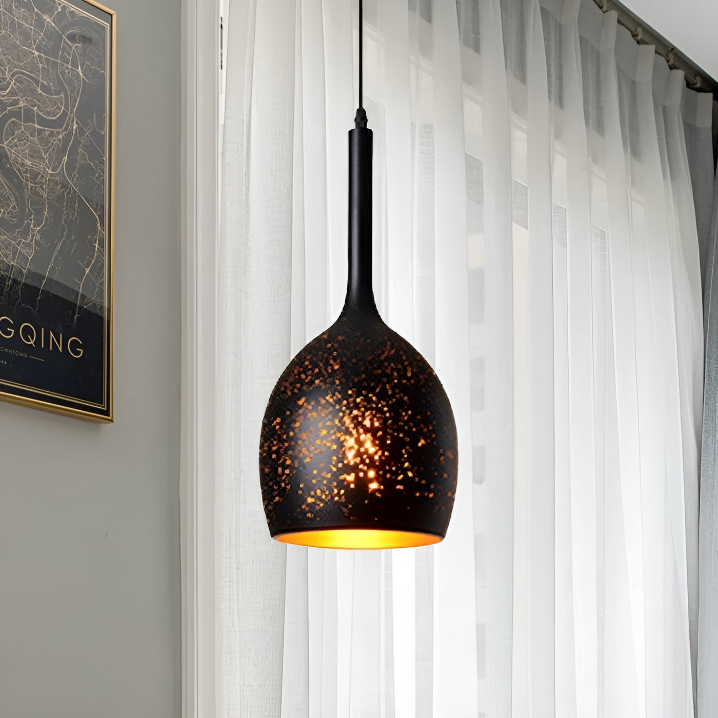 ShadowFlare Light – Dekorative Metall-Pendelleuchte
