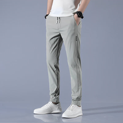 Tyrell - Bequeme Jogginghose mit enger Passform für Männer