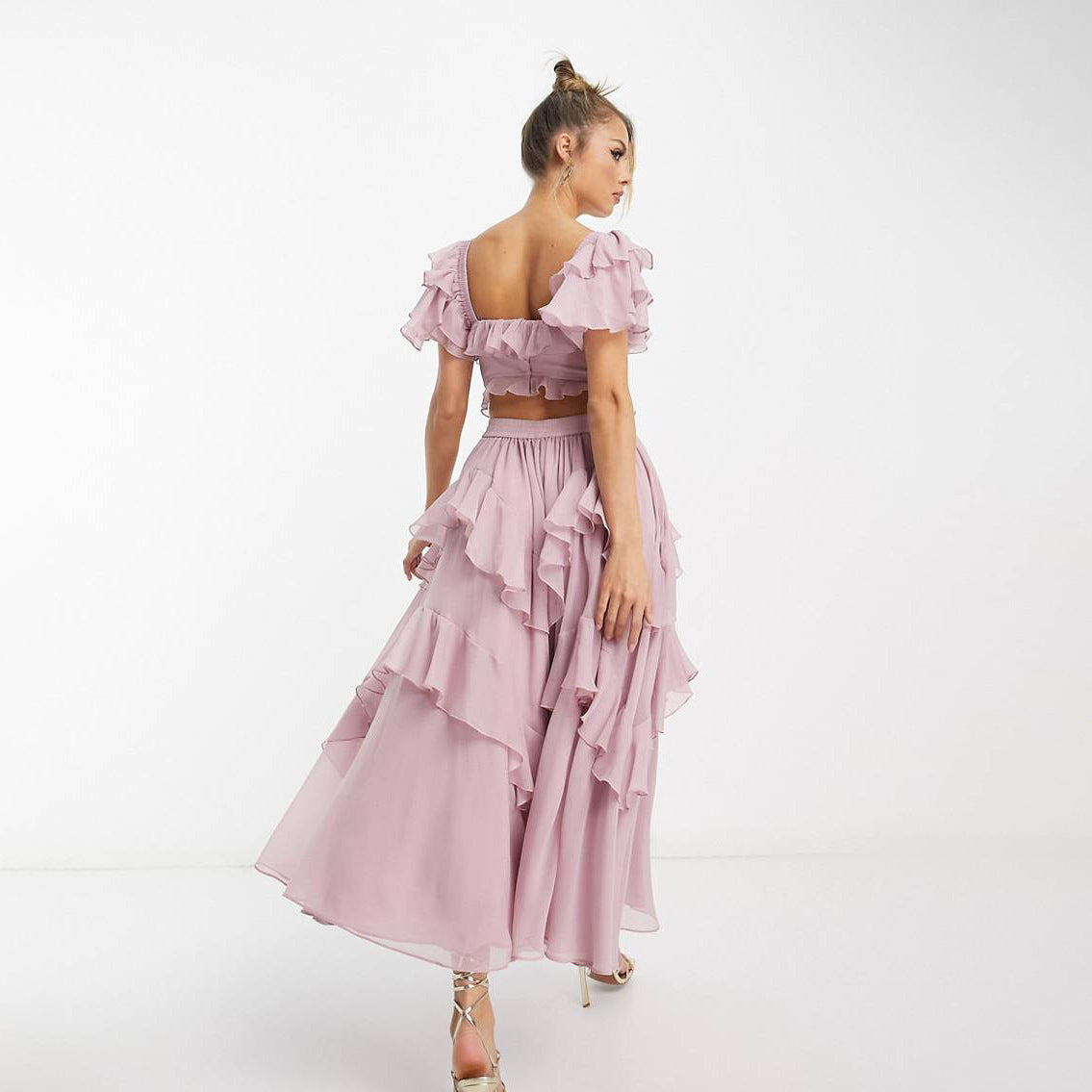 Ofelia | Plissee-Kleid mit Rüschen und Lotusblatt-Details für den Urlaub
