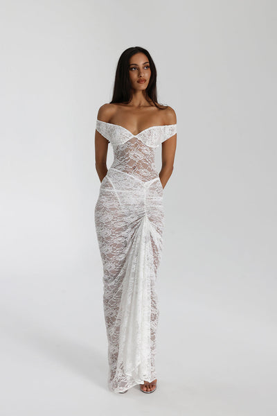 Selune ™ | Schulterfreies Maxikleid aus durchsichtiger Spitze