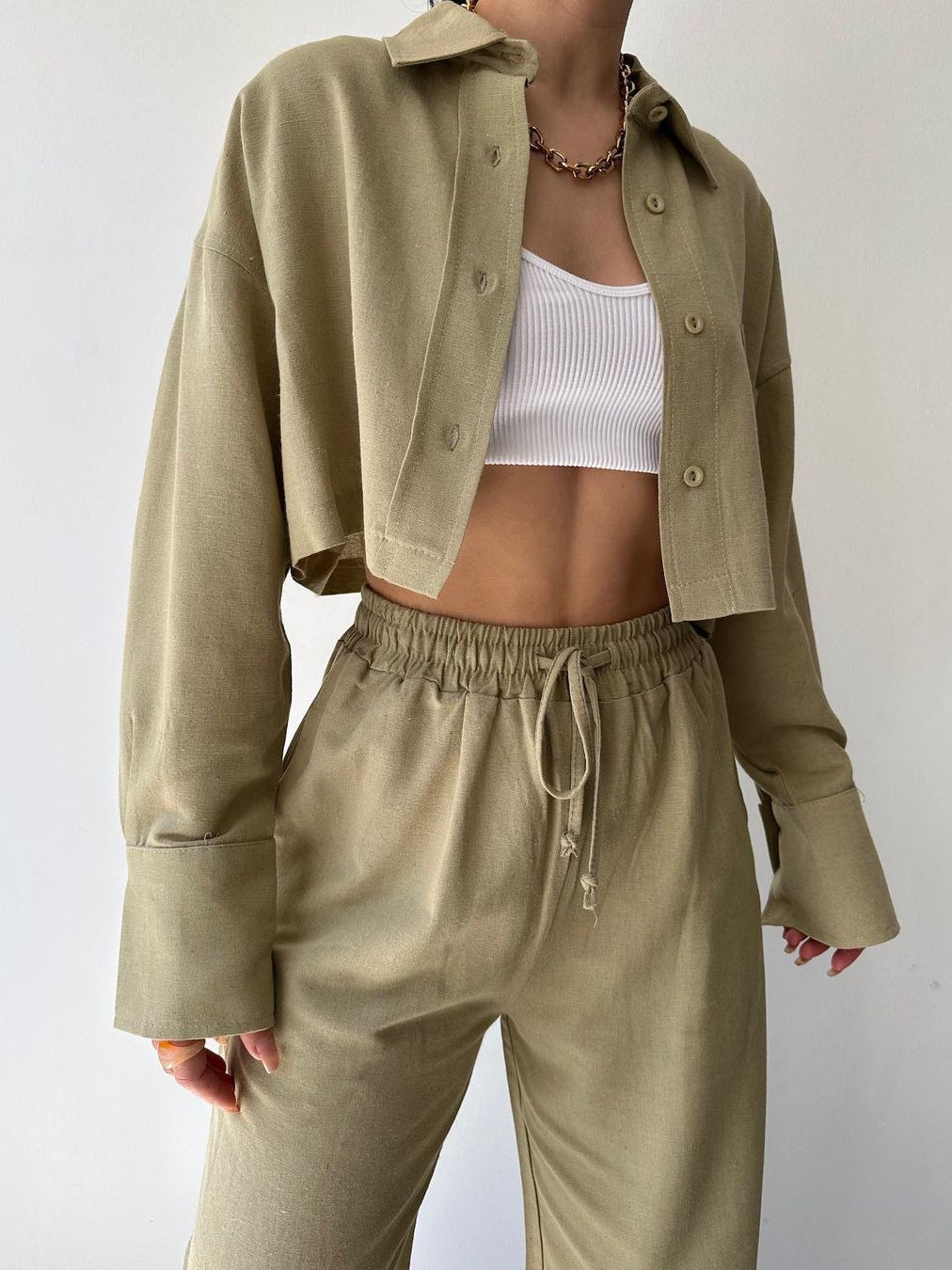 Vilma - Zweiteiliges Set aus Oberteil mit Reißverschluss und Hose mit Kordelzug