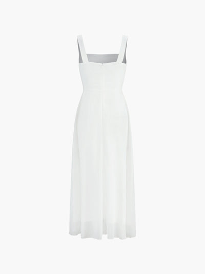 Zeitloses Quadratausschnittkleid