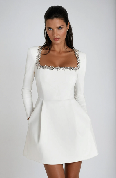 Alma – Verspieltes Rüschenkleid für romantische Anlässe