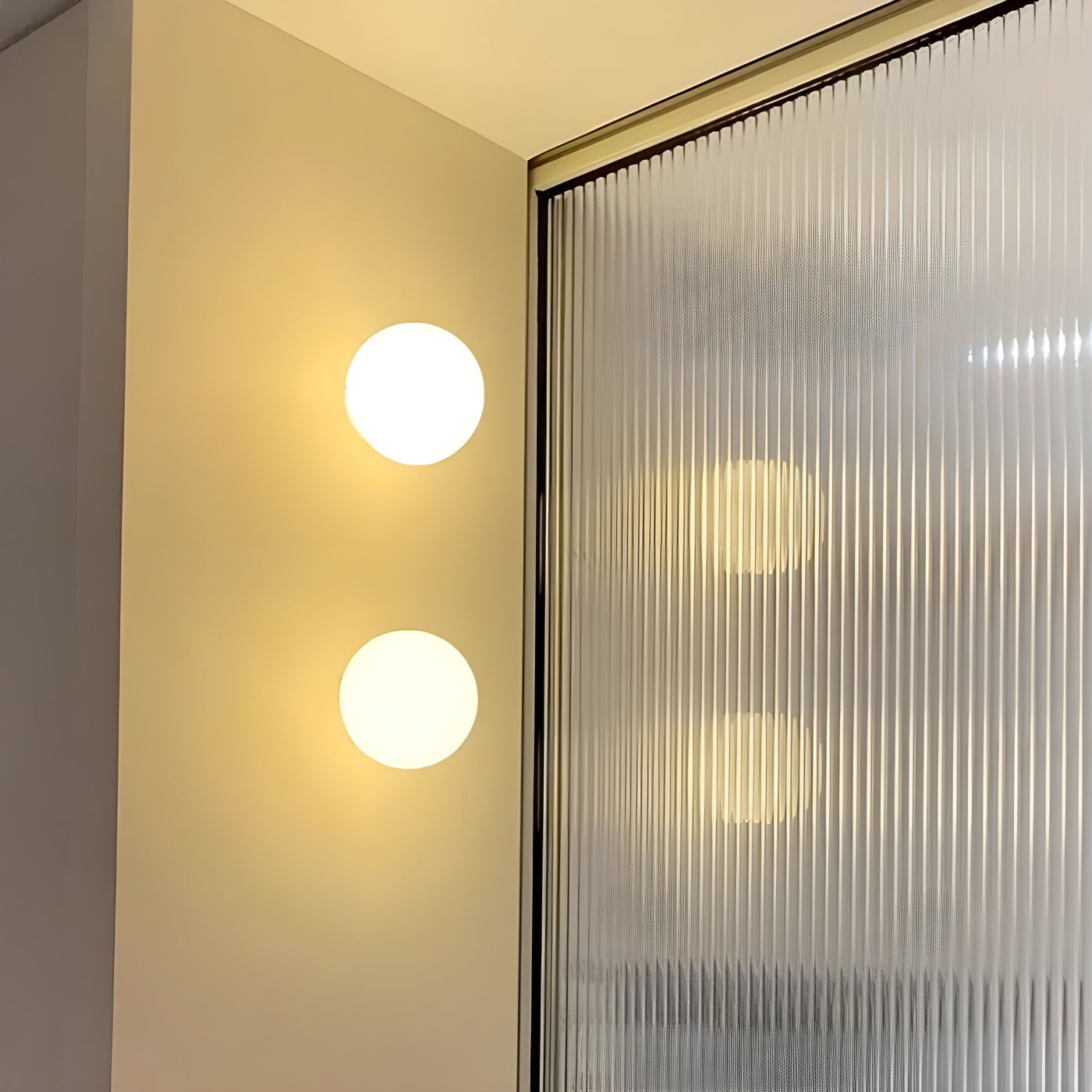 AeroBeam Light - Modern Runde Glas Wandleuchte