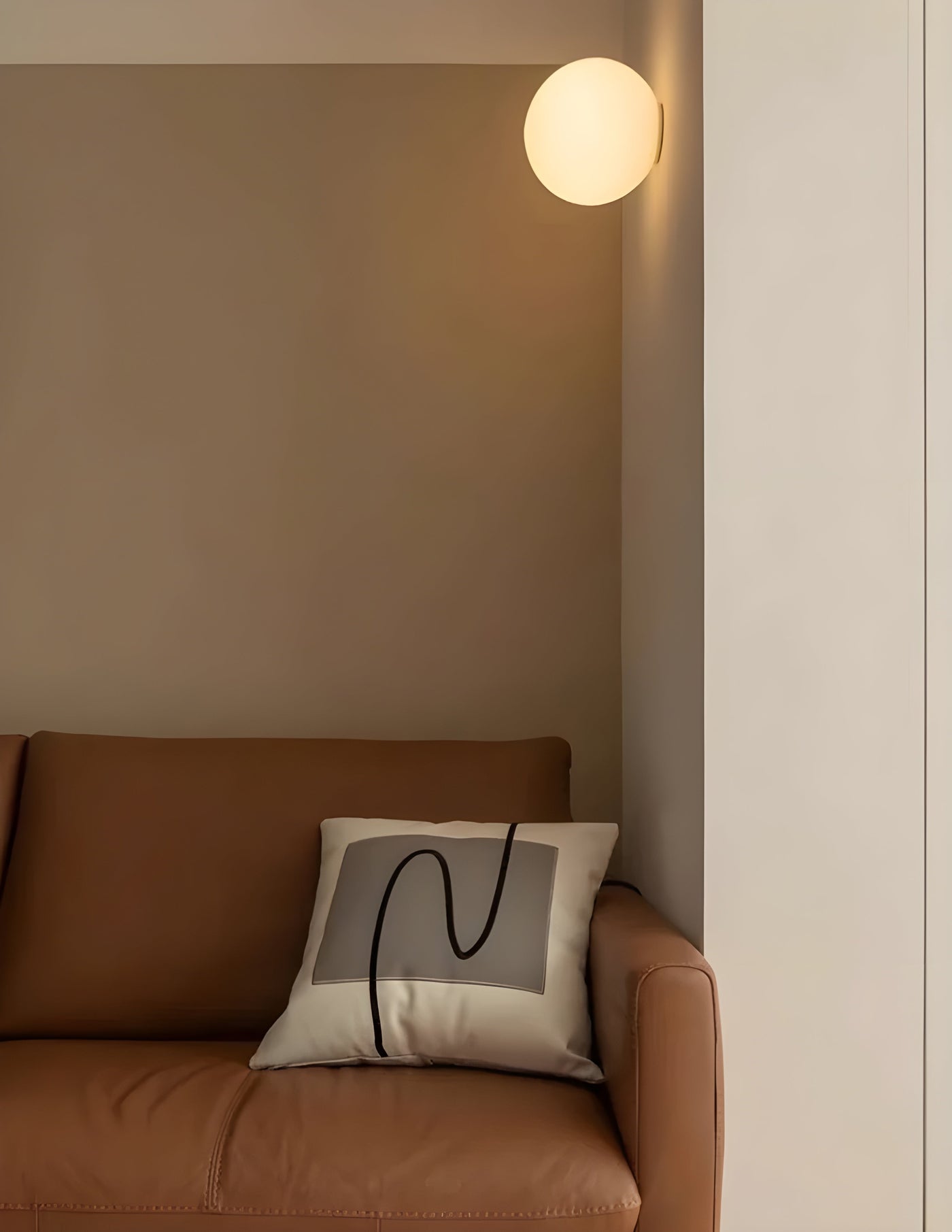 AeroBeam Light - Modern Runde Glas Wandleuchte
