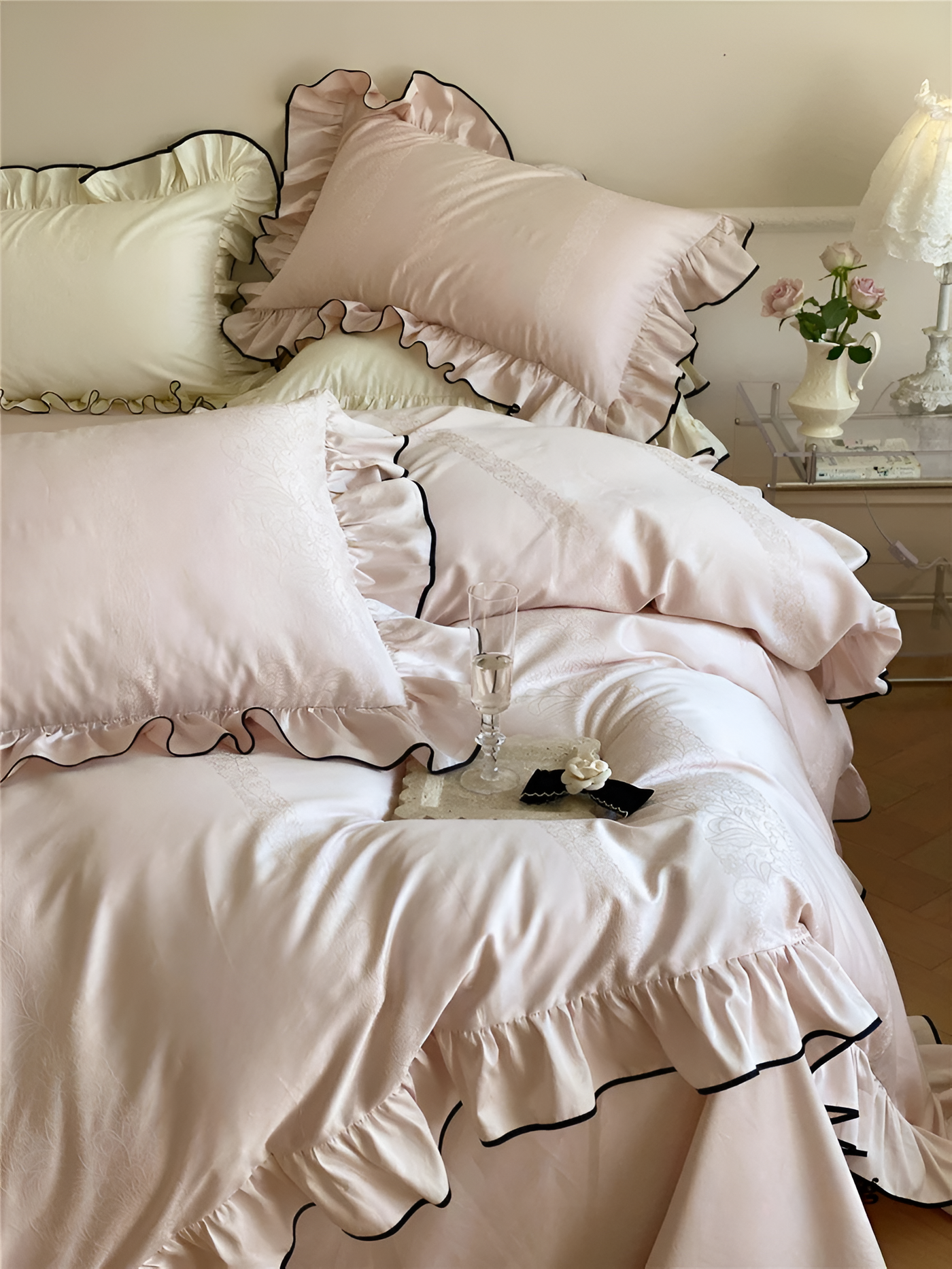 Sereni Bettwäsche - Silky Ruffle Bettwäsche-Set