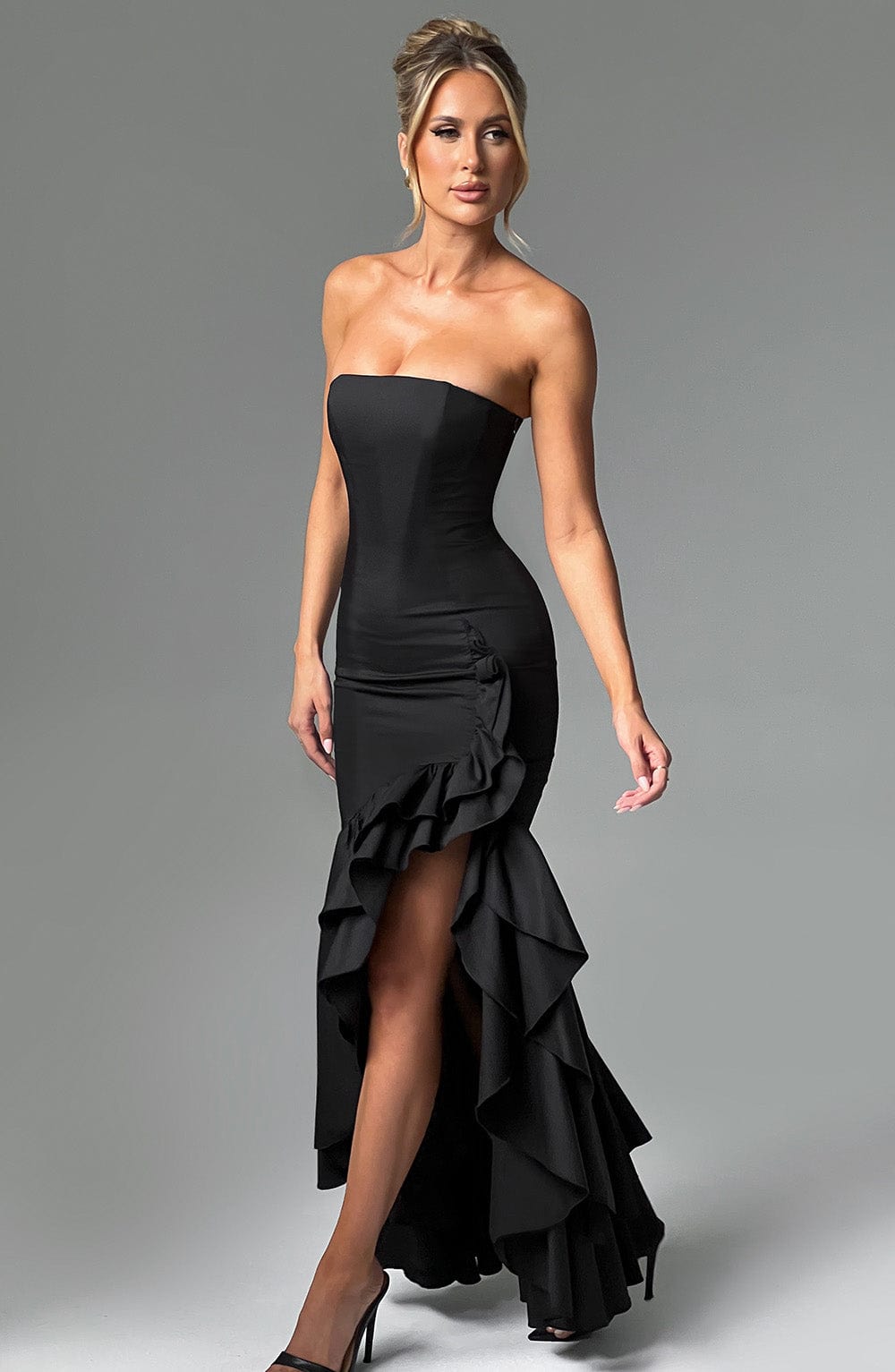 Vasileia - Schulterfreies Maxikleid