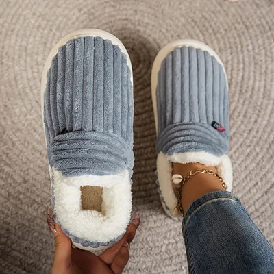 Storm - Plüschige Unisex-Hausschuhe