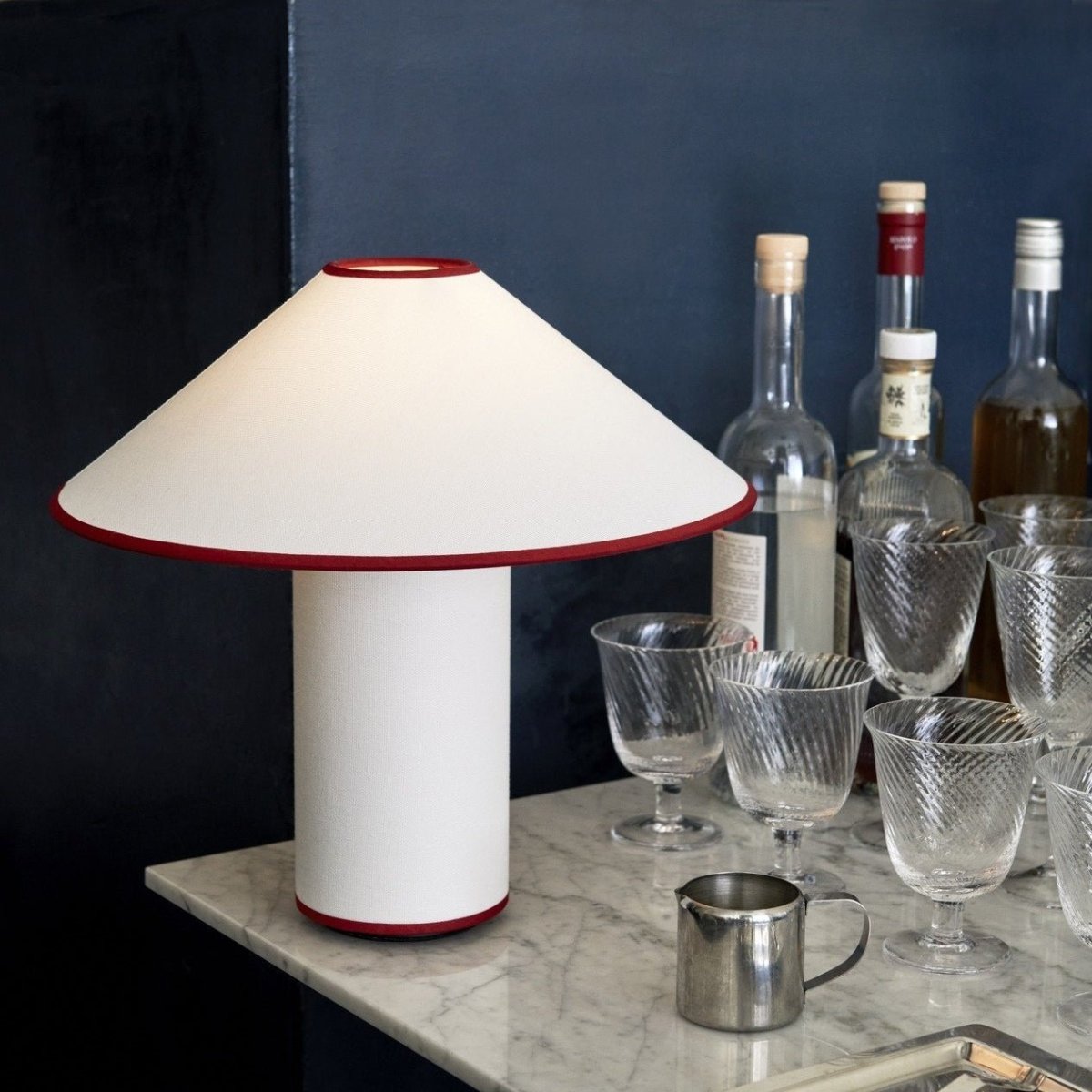 Tischlampe mit Stoffschirm – Lunara