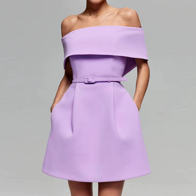 Kurzes Damenkleid mit plissiertem Bardot-Ausschnitt fliederfarben elegant - Liora