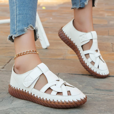 Flache Schuhe im Mokassin-Stil mit durchbrochenem Muster aus weißem Leder - Anelya