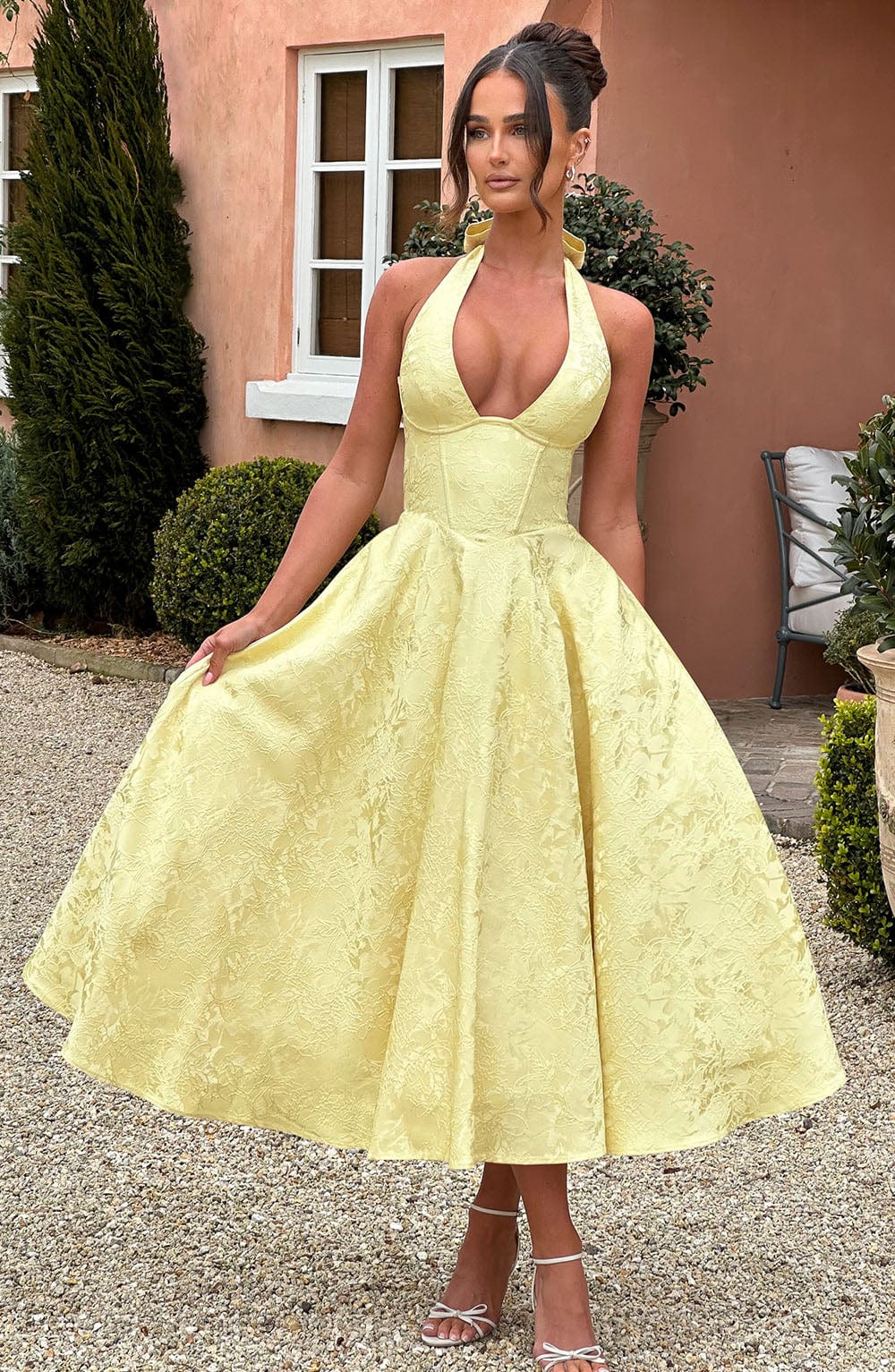 Talia – Leichtes Blumenkleid