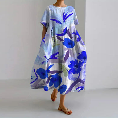 VALENTINA | Sommerliches Blumenkleid mit schmeichelhaftem Schnitt und Bewegungsfreiheit.