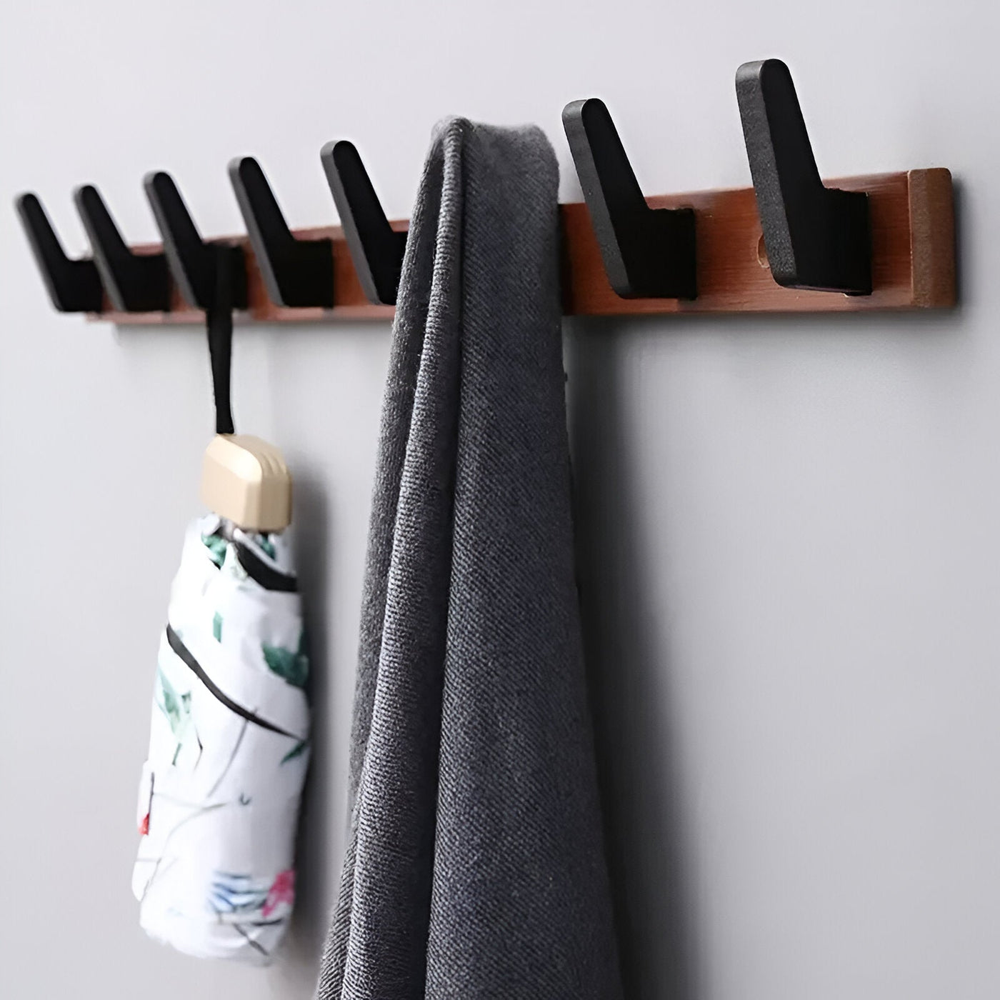 TimberTouch Hook - Bambus Holz Wandkleiderbügel