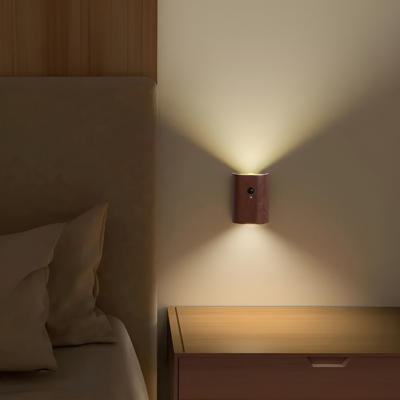 TimberSense Light - Wiederaufladbare Bewegungsmelder-Wandleuchte aus Holz