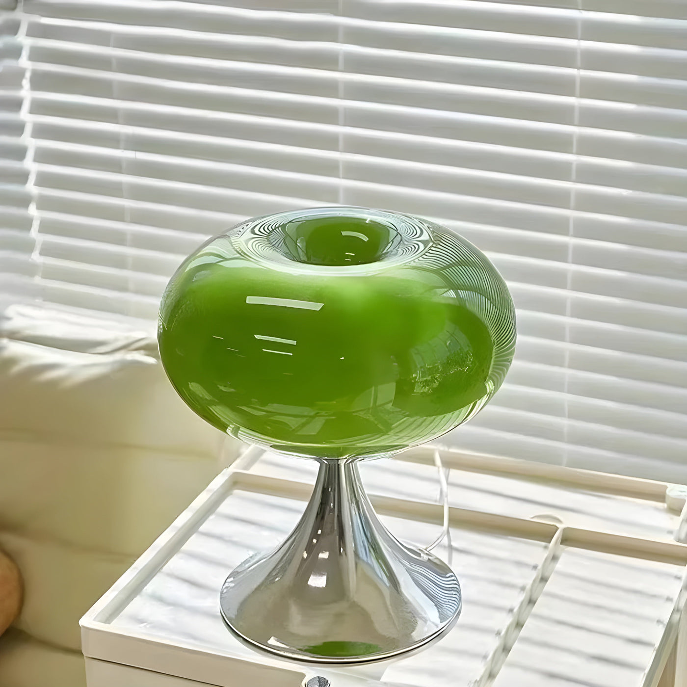 SereneCrystal Lamp - Elegante Retro Tischlampe