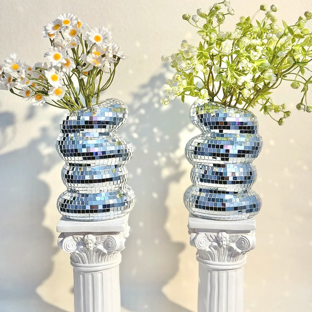 ShimmerTwist Vase - Glitzernde Disco-Kugel Glasfliese