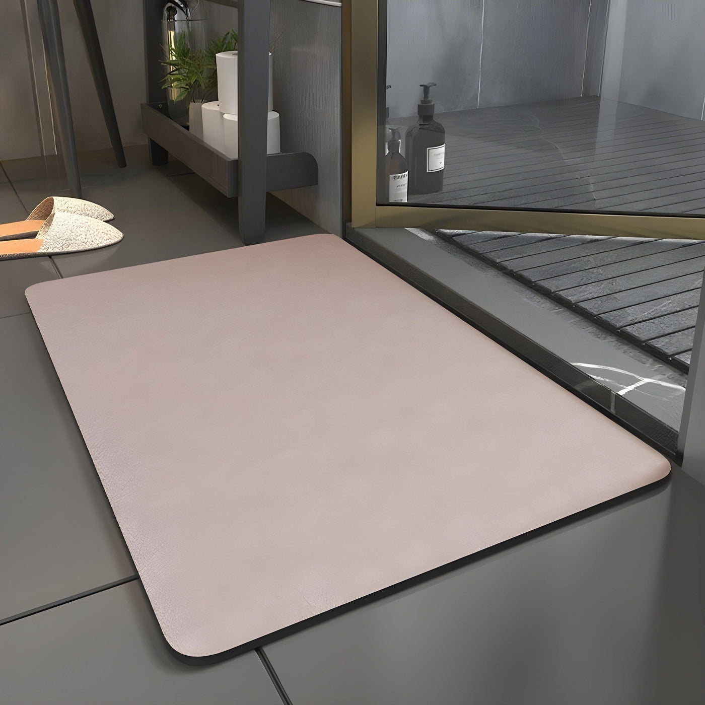 SlipShield Matte - Schnell Trocknende Anti-Rutsch-Badematte